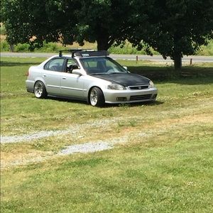 Meet your Posher, Jonathan